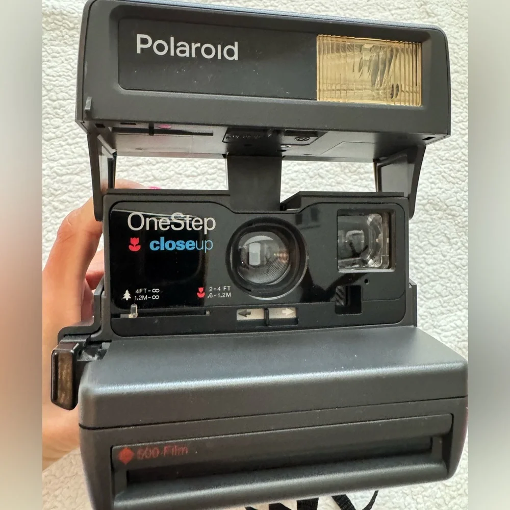 Vintage Polaroid OneStep Closeup Instant Camera
